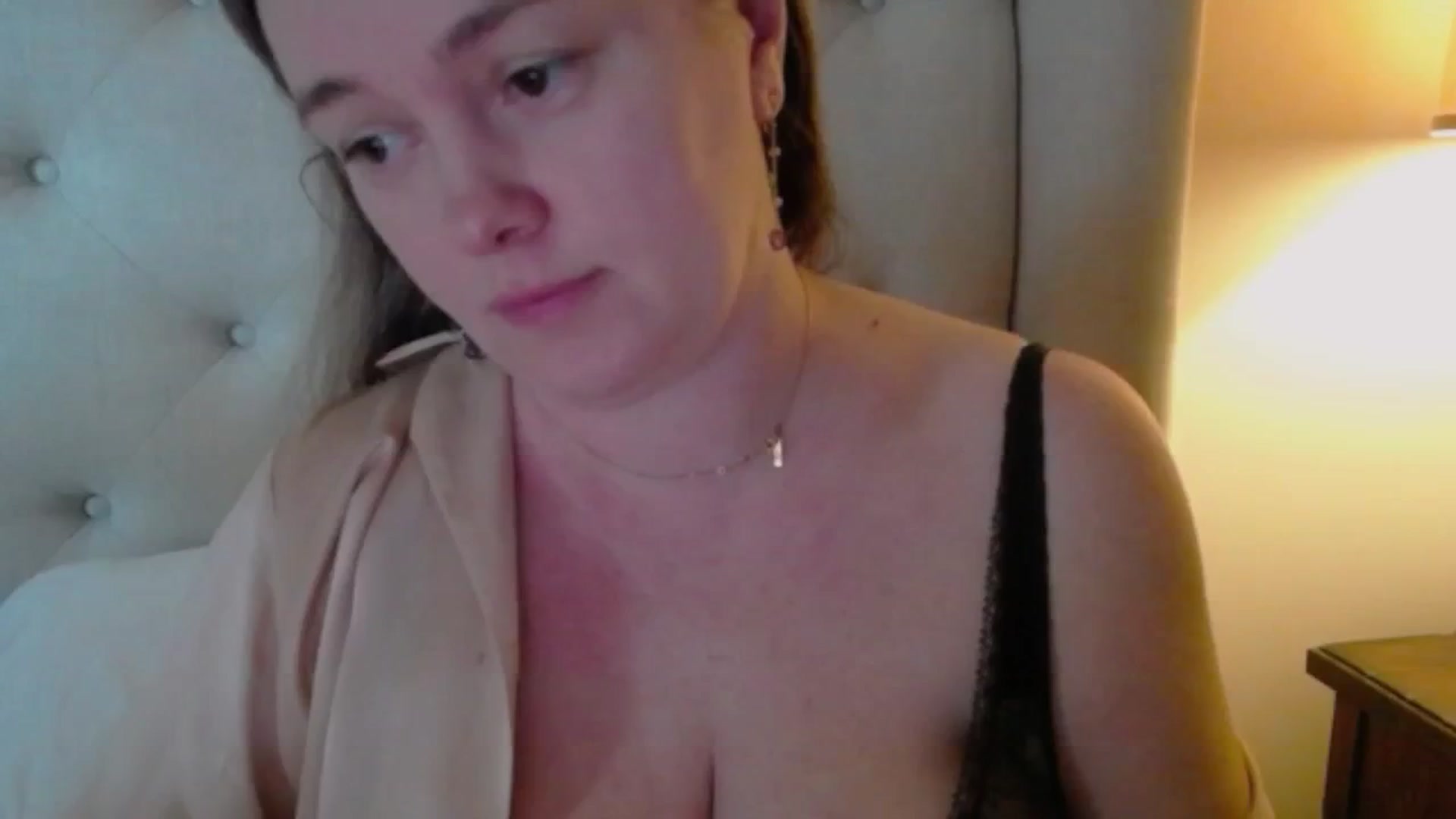 Gallery image thumbnail from J0llye's myfreecams stream on, 02/26/2025, 20:57 image 11 of 20