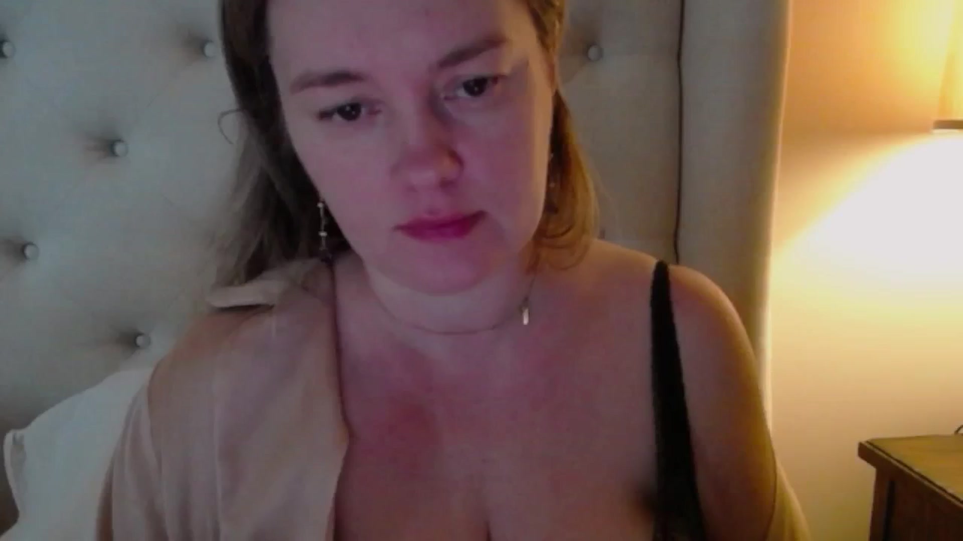 Gallery image thumbnail from J0llye's myfreecams stream on, 02/26/2025, 20:57 image 1 of 20