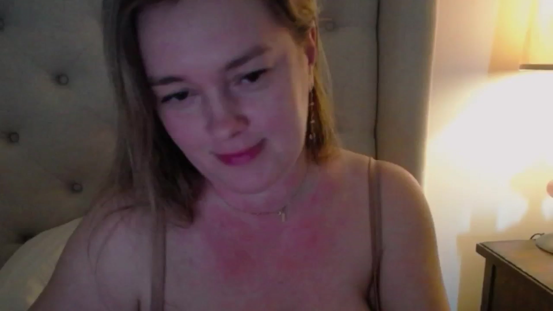 Gallery image thumbnail from J0llye's myfreecams stream on, 02/27/2025, 18:01 image 14 of 20
