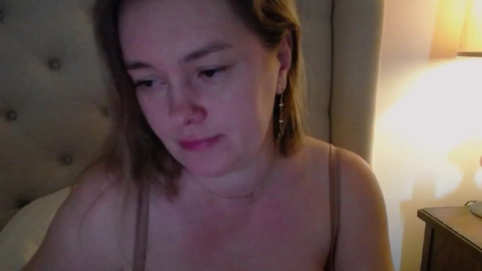 Gallery image thumbnail from J0llye's myfreecams stream on, 02/27/2025, 18:01 image 1 of 20