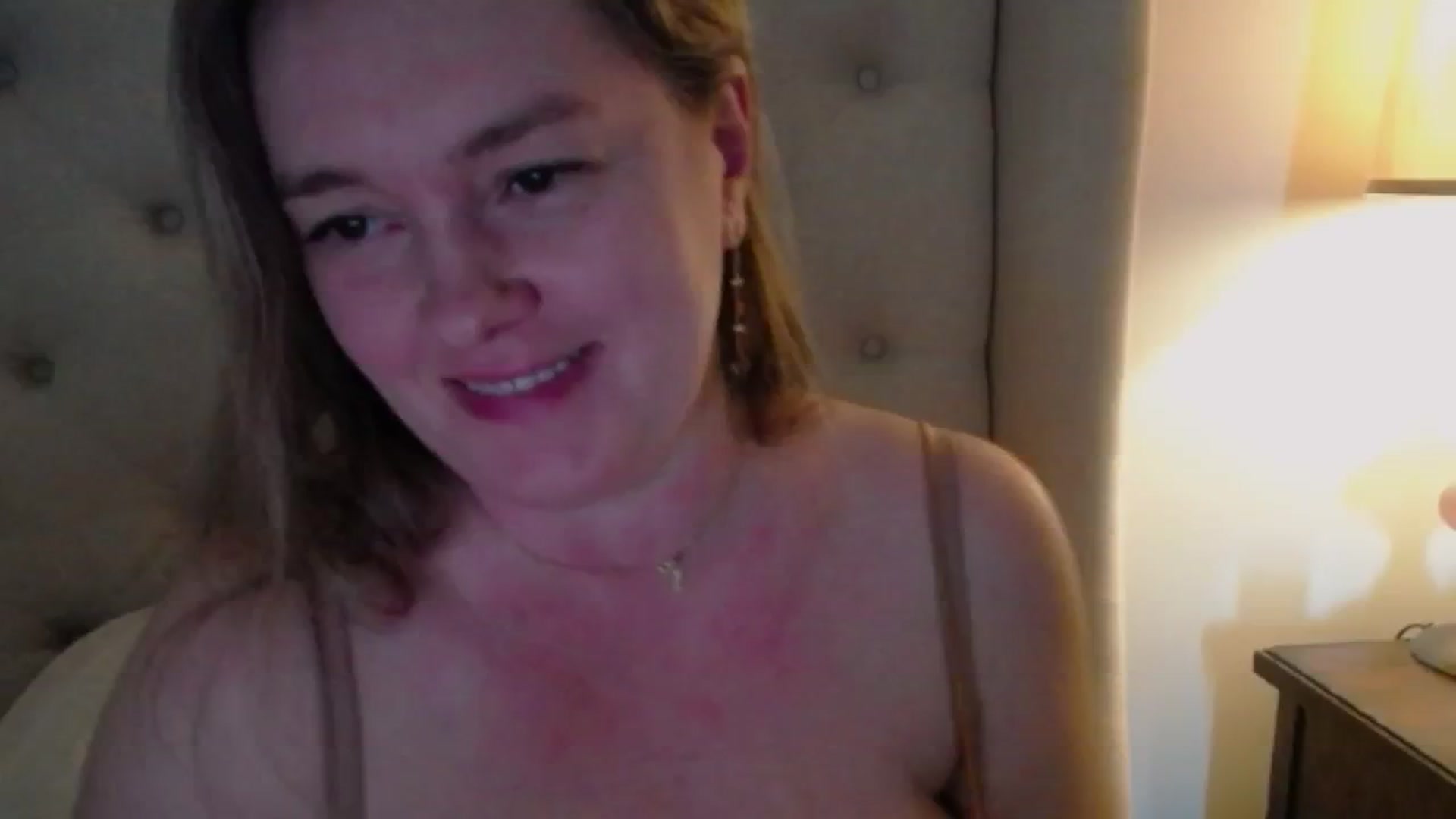 Gallery image thumbnail from J0llye's myfreecams stream on, 02/27/2025, 18:01 image 17 of 20