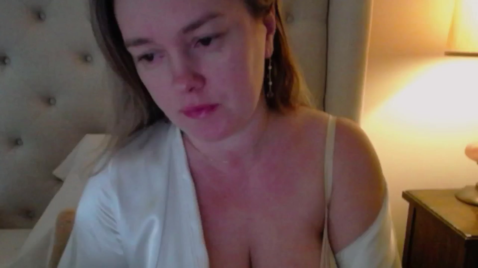 Gallery image thumbnail from J0llye's myfreecams stream on, 03/04/2025, 19:43 image 1 of 20