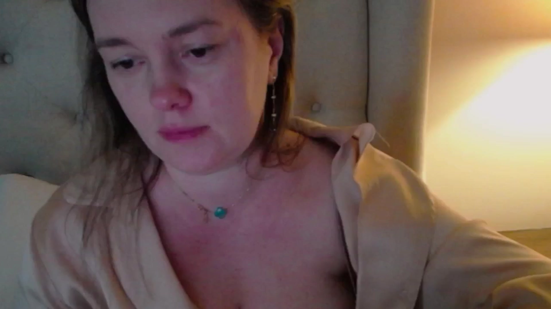 Gallery image thumbnail from J0llye's myfreecams stream on, 03/05/2025, 21:09 image 13 of 20