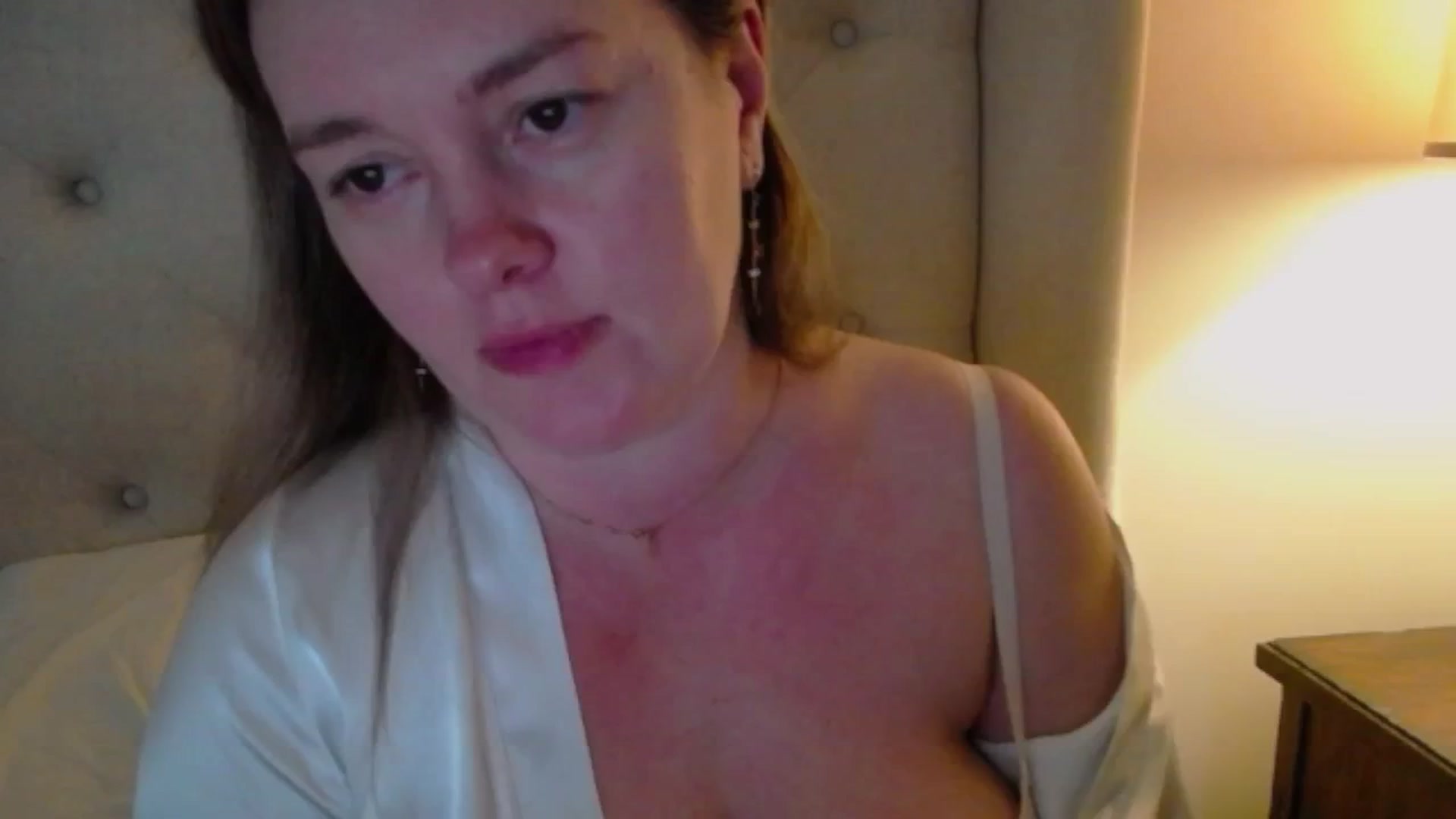 Gallery image thumbnail from J0llye's myfreecams stream on, 03/06/2025, 19:32 image 9 of 20