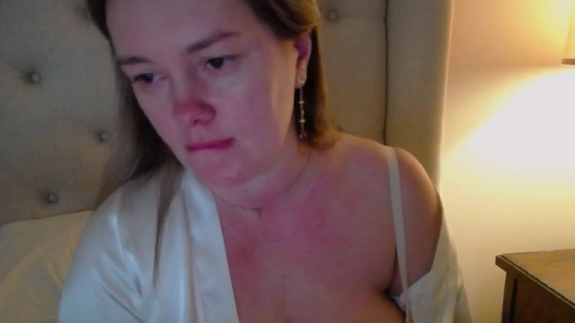 Gallery image thumbnail from J0llye's myfreecams stream on, 03/06/2025, 19:32 image 7 of 20