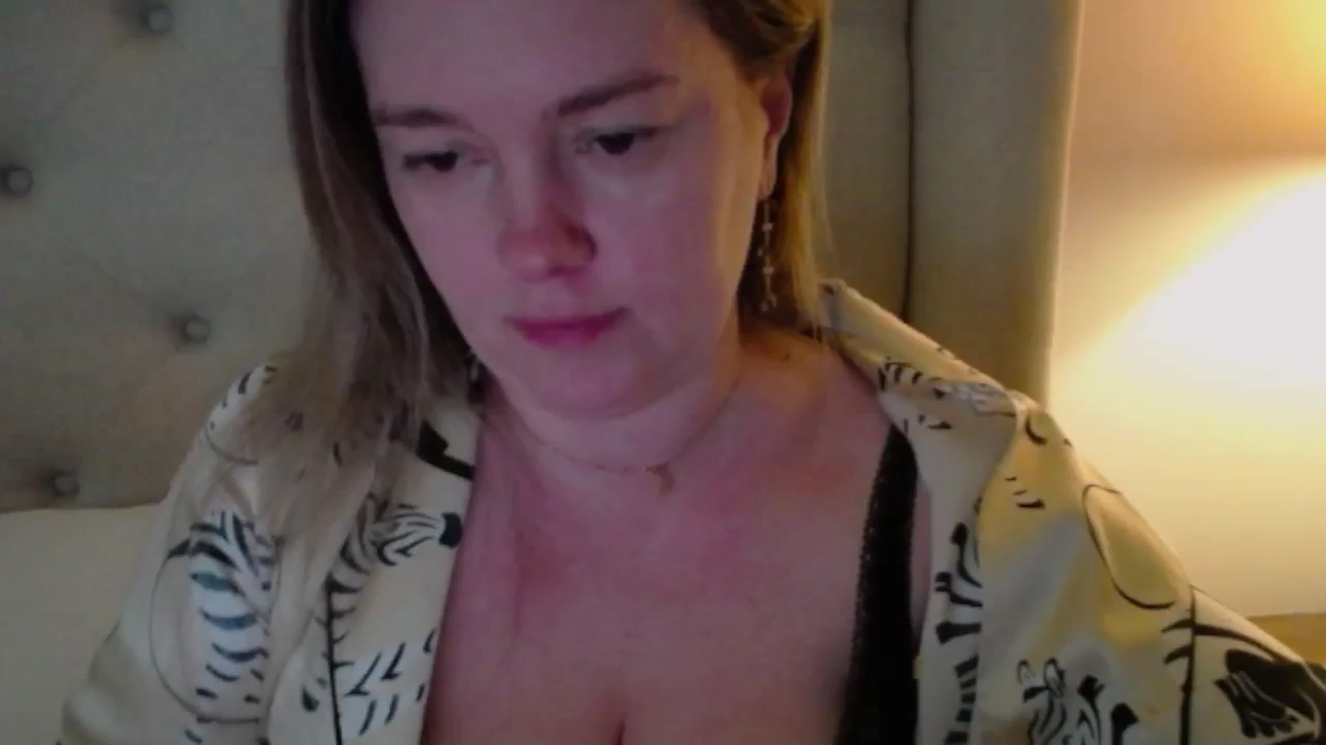 Gallery image thumbnail from J0llye's myfreecams stream on, 03/07/2025, 17:49 image 14 of 20