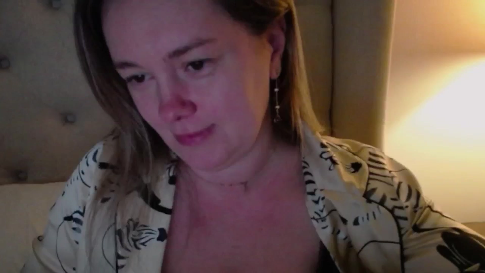 Gallery image thumbnail from J0llye's myfreecams stream on, 03/07/2025, 17:49 image 18 of 20