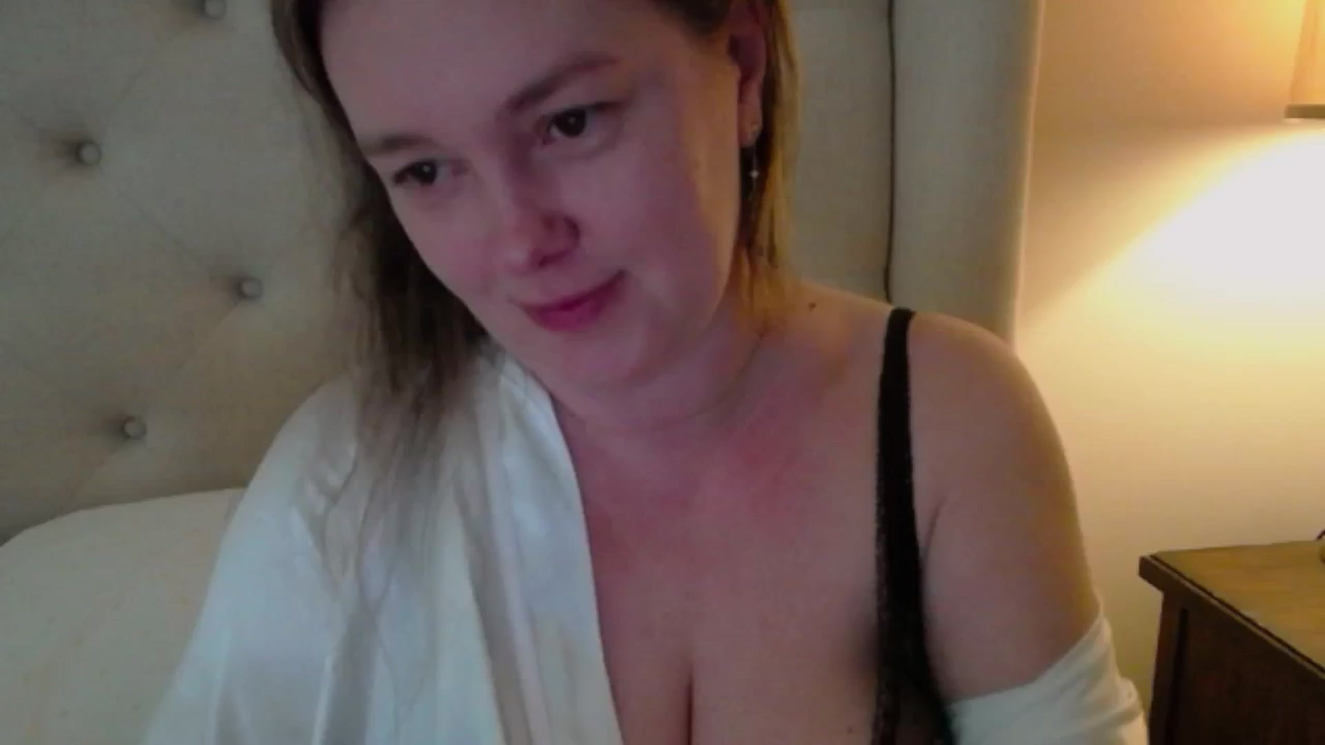Gallery image thumbnail from J0llye's myfreecams stream on, 03/13/2025, 17:02 image 20 of 20