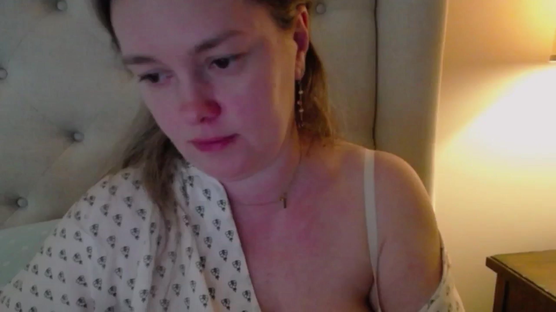 Gallery image thumbnail from J0llye's myfreecams stream on, 03/18/2025, 19:25 image 20 of 20