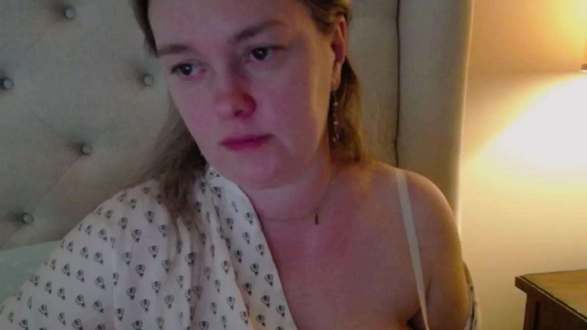 Gallery image thumbnail from J0llye's myfreecams stream on, 03/18/2025, 19:52 image 4 of 20