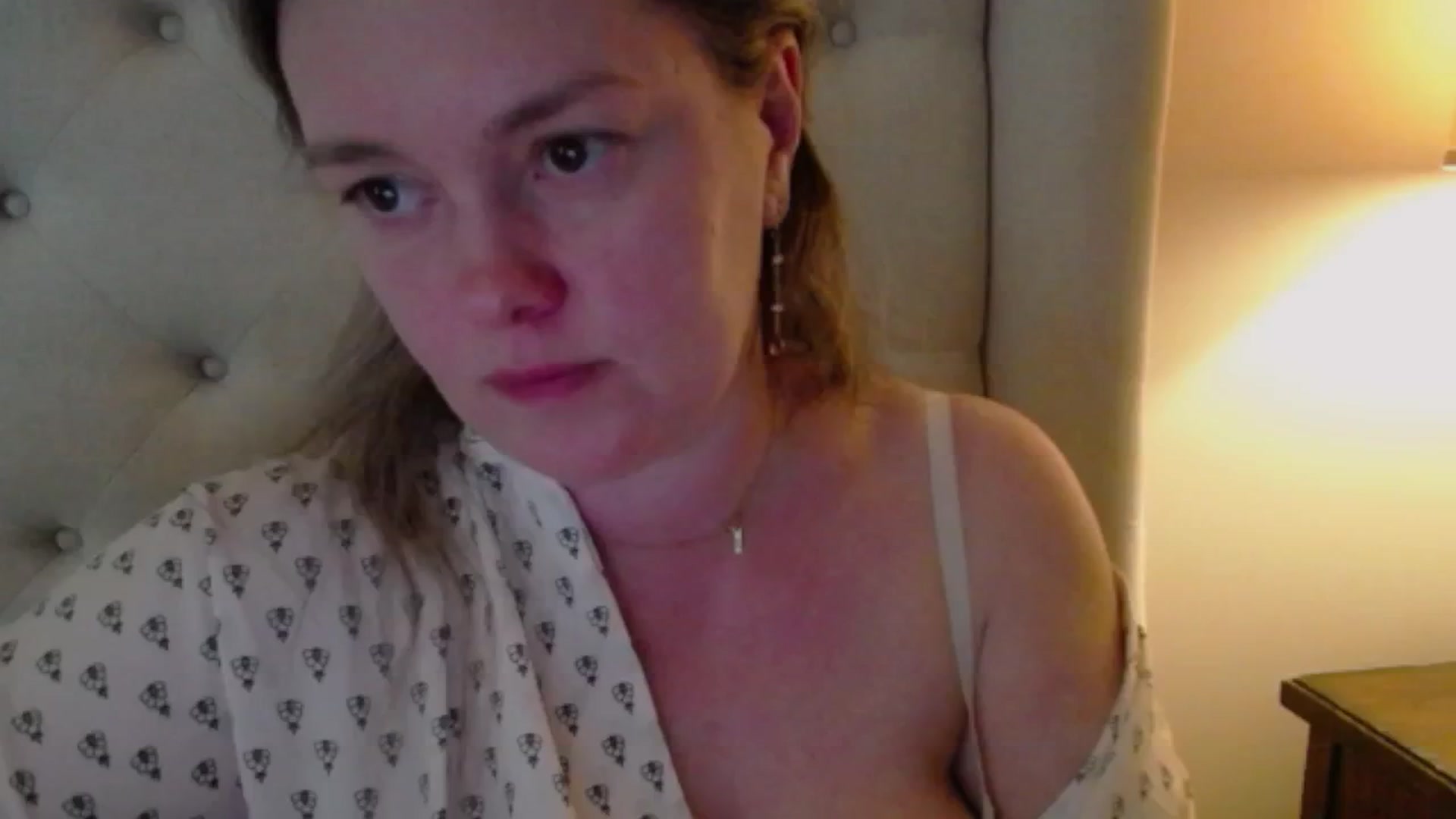 Gallery image thumbnail from J0llye's myfreecams stream on, 03/18/2025, 19:52 image 3 of 20