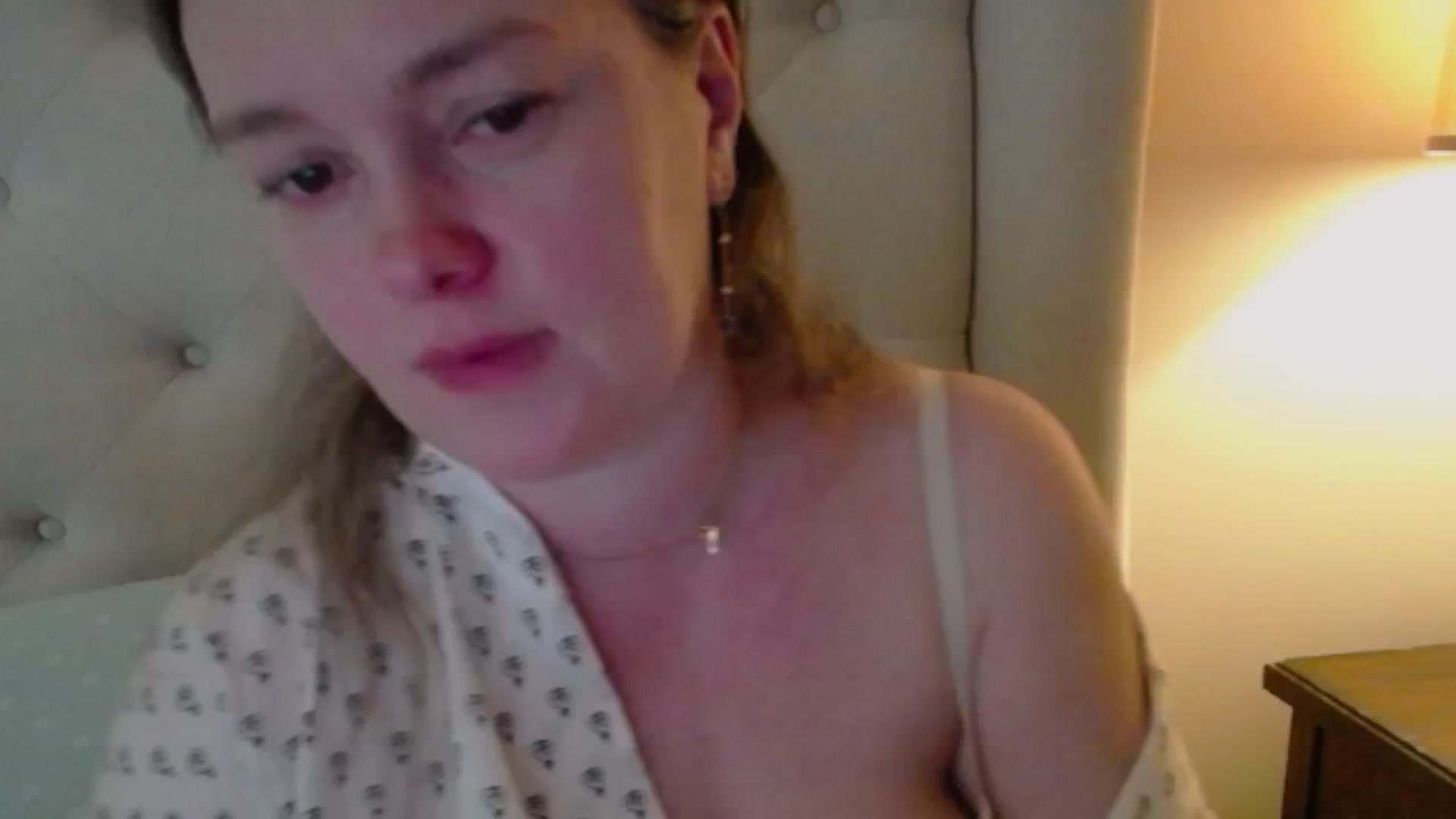 Gallery image thumbnail from J0llye's myfreecams stream on, 03/18/2025, 19:52 image 20 of 20