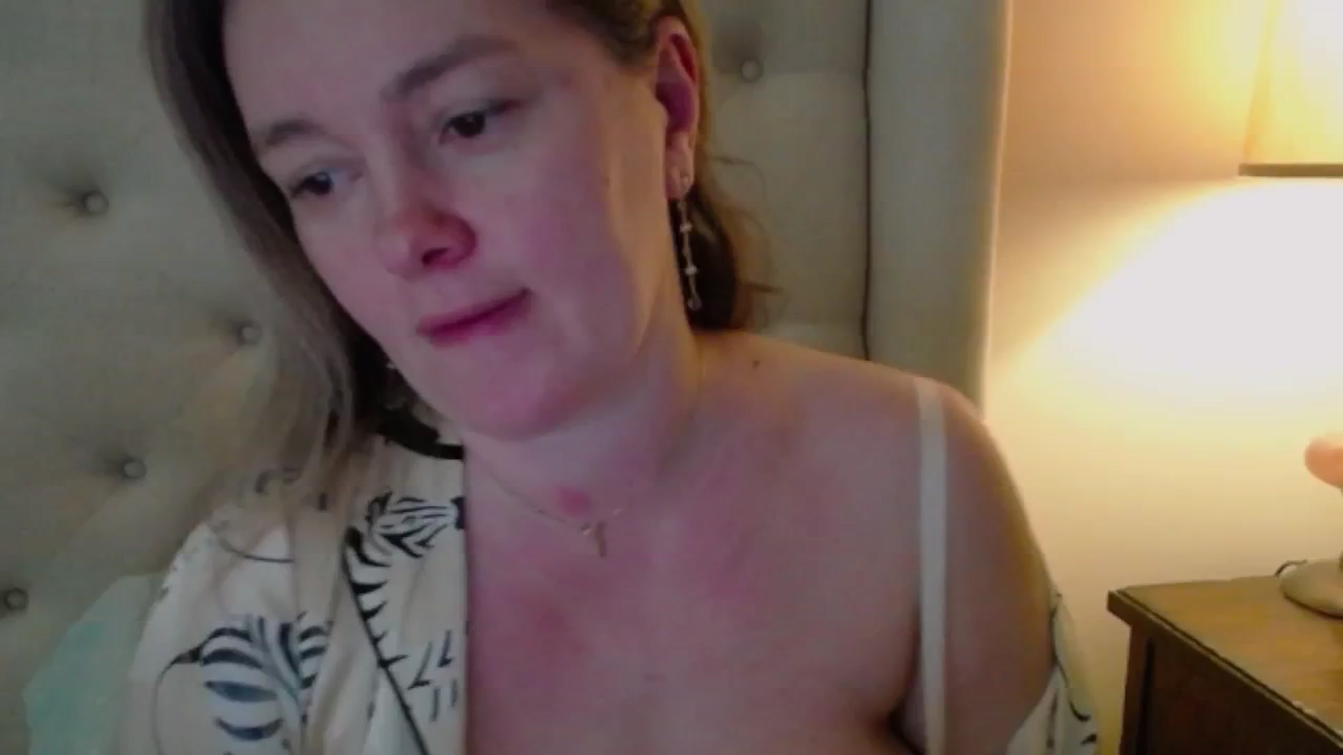 Gallery image thumbnail from J0llye's myfreecams stream on, 03/20/2025, 17:02 image 5 of 20