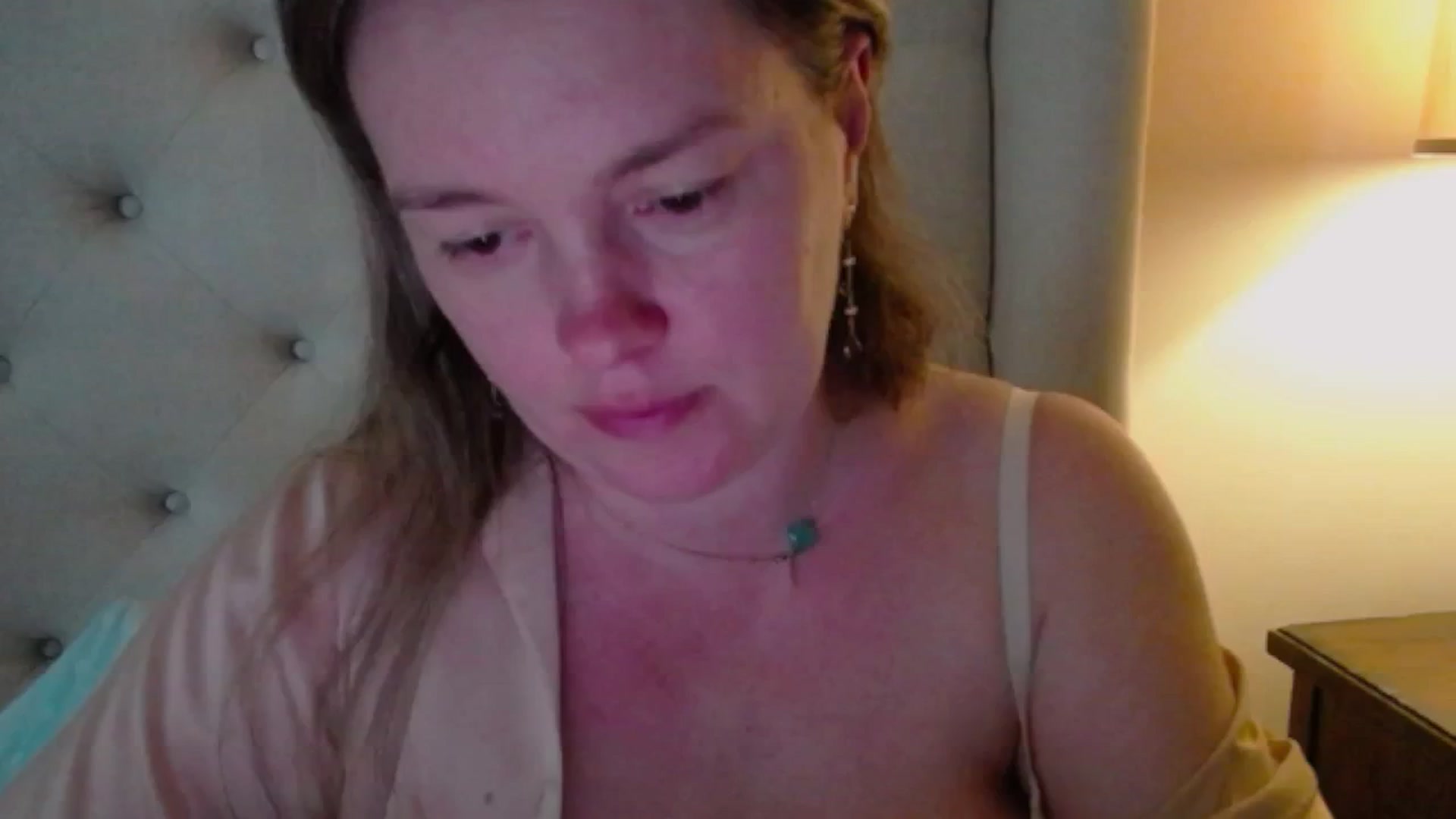 Gallery image thumbnail from J0llye's myfreecams stream on, 03/21/2025, 20:56 image 9 of 20