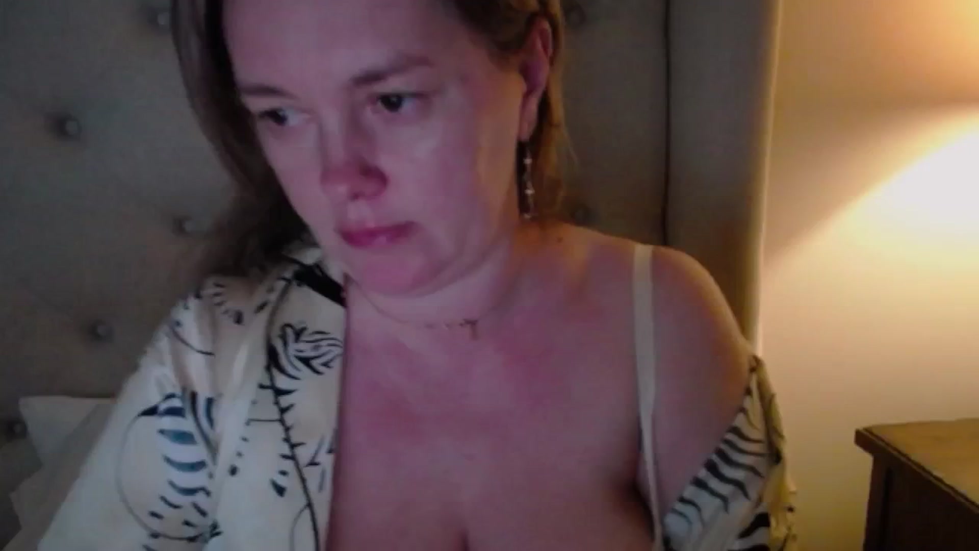 Gallery image thumbnail from J0llye's myfreecams stream on, 03/30/2025, 20:09 image 12 of 20