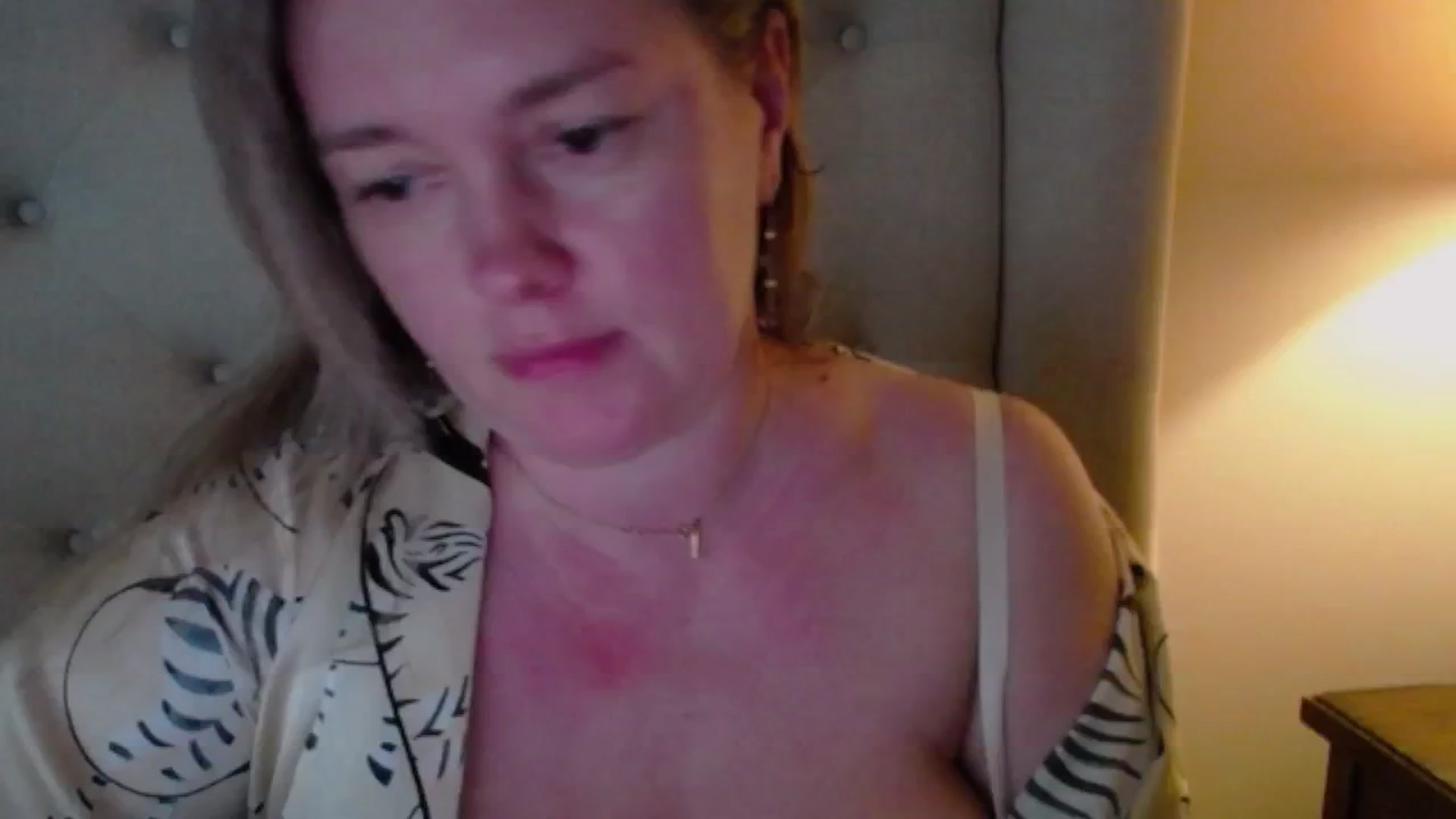 Gallery image thumbnail from J0llye's myfreecams stream on, 03/30/2025, 20:09 image 15 of 20