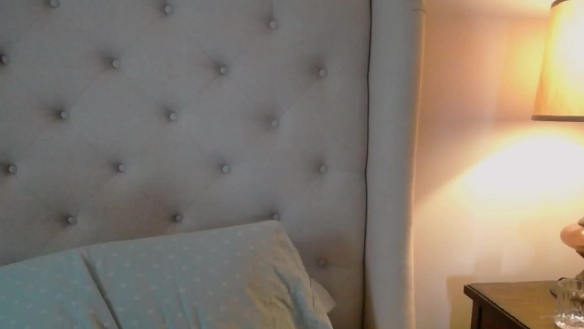 Gallery image thumbnail from J0llye's myfreecams stream on, 04/04/2025, 18:31 image 5 of 20