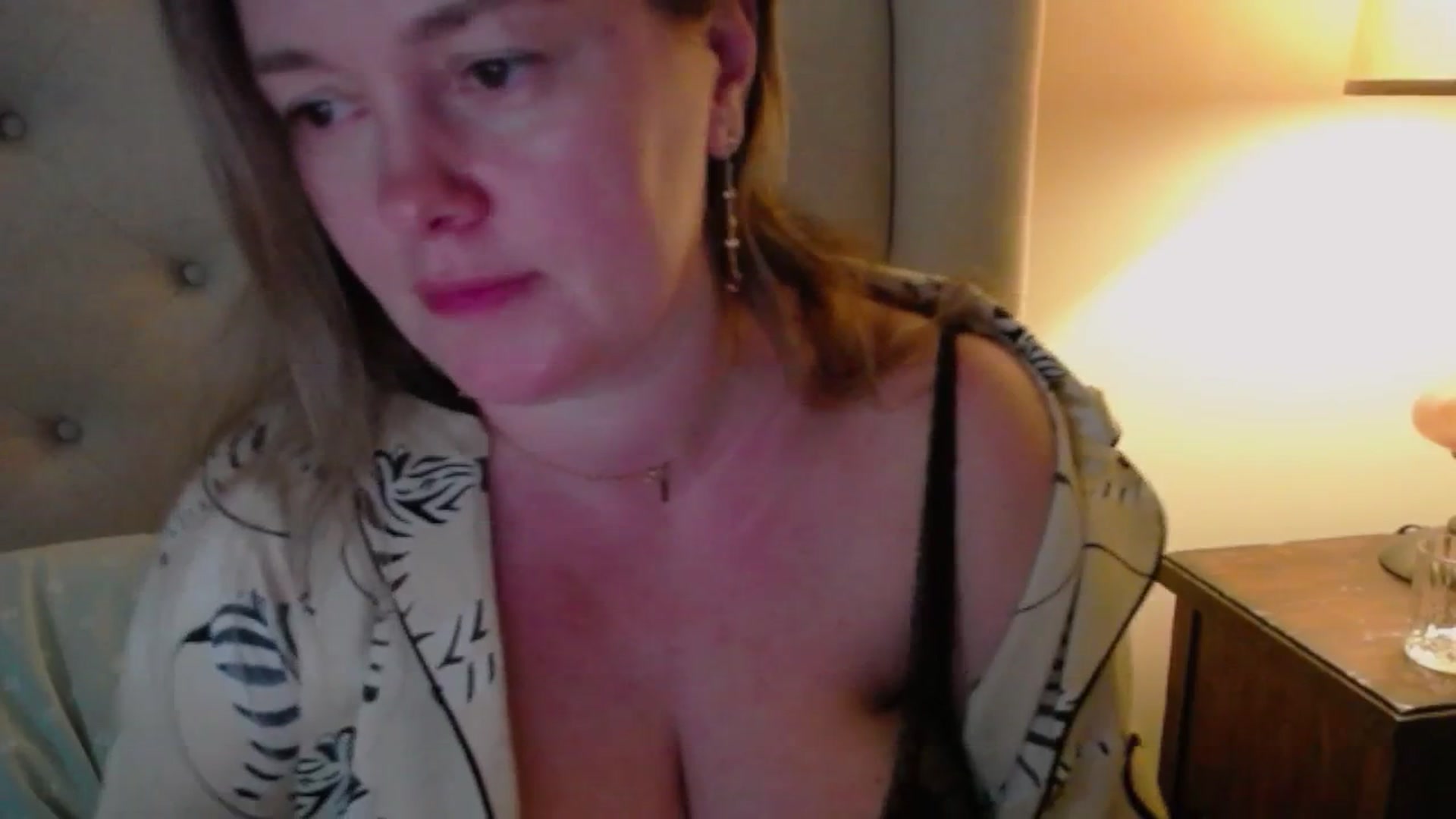 Gallery image thumbnail from J0llye's myfreecams stream on, 04/04/2025, 19:19 image 11 of 20