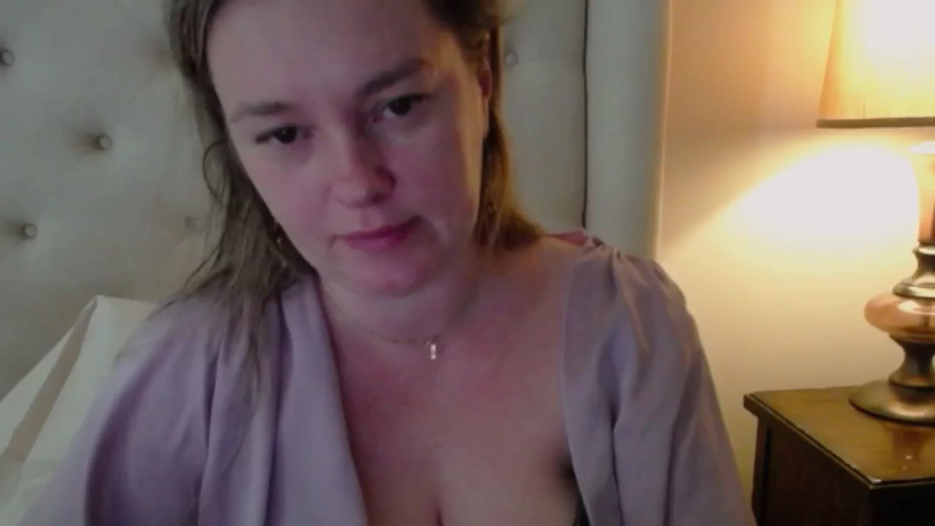 Gallery image thumbnail from J0llye's myfreecams stream on, 04/07/2025, 16:52 image 5 of 20