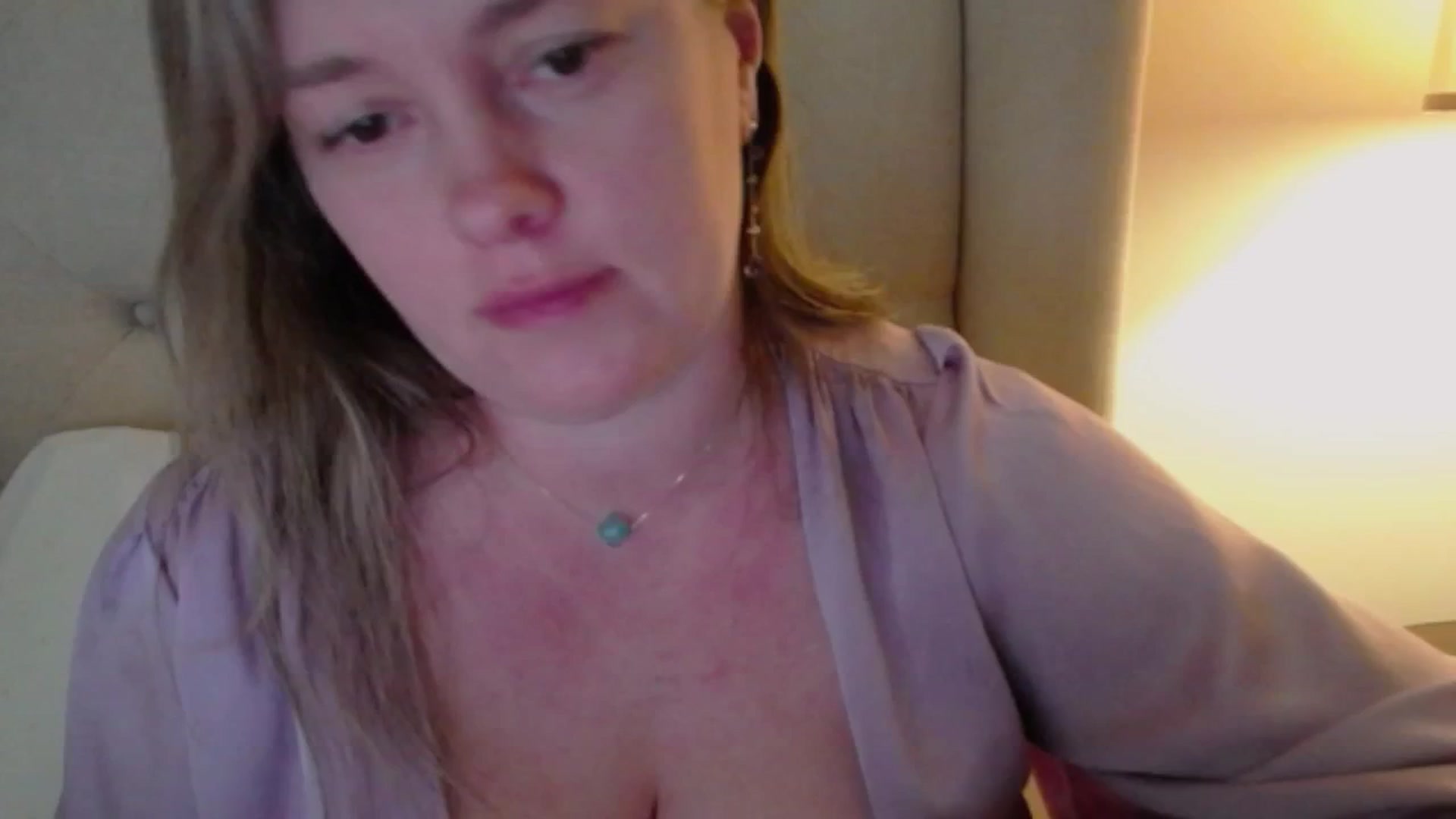 Gallery image thumbnail from J0llye's myfreecams stream on, 04/08/2025, 19:52 image 17 of 20