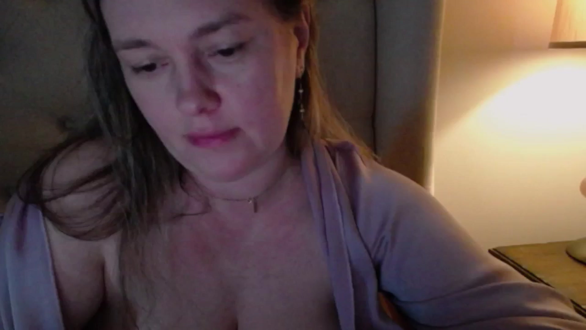 Gallery image thumbnail from J0llye's myfreecams stream on, 04/10/2025, 19:35 image 17 of 20