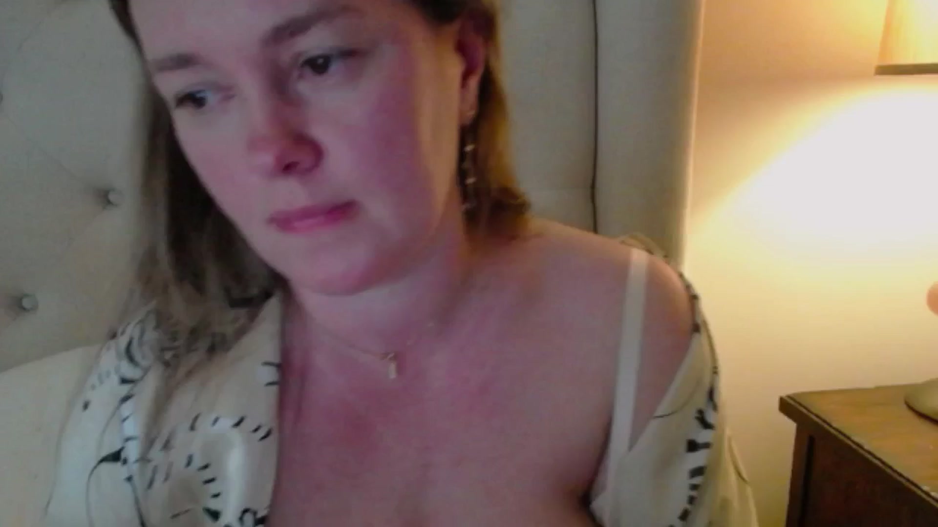 Gallery image thumbnail from J0llye's myfreecams stream on, 04/11/2025, 19:41 image 9 of 20