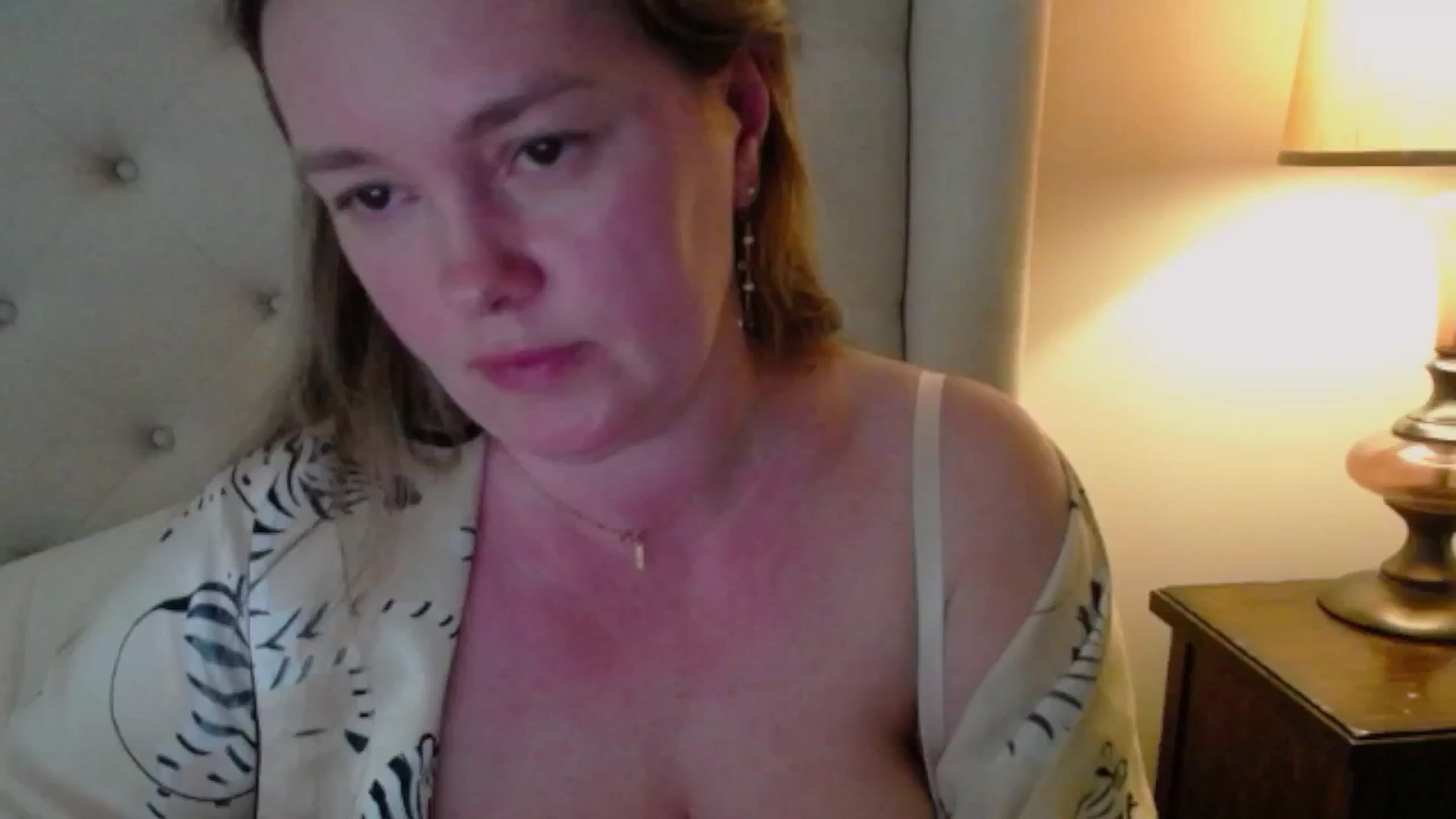 Gallery image thumbnail from J0llye's myfreecams stream on, 04/11/2025, 19:41 image 2 of 20