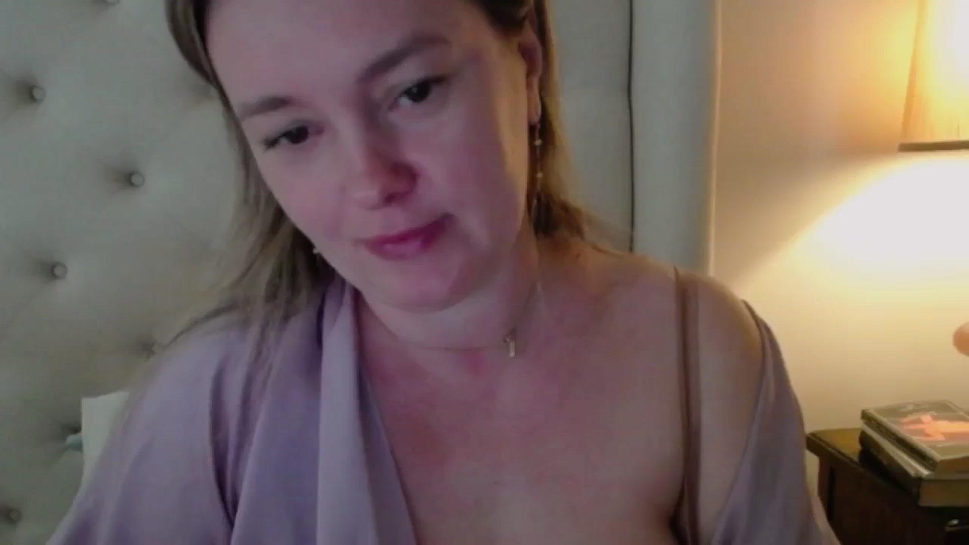 Gallery image thumbnail from J0llye's myfreecams stream on, 04/14/2025, 16:56 image 1 of 20