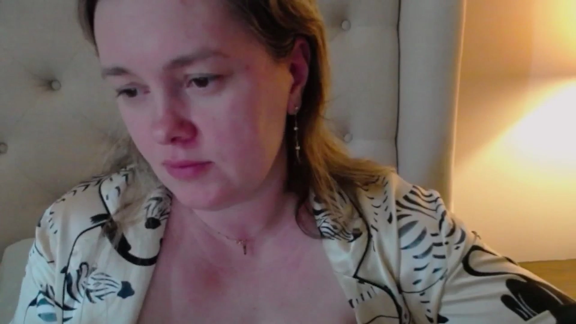 Gallery image thumbnail from J0llye's myfreecams stream on, 04/15/2025, 18:52 image 13 of 20