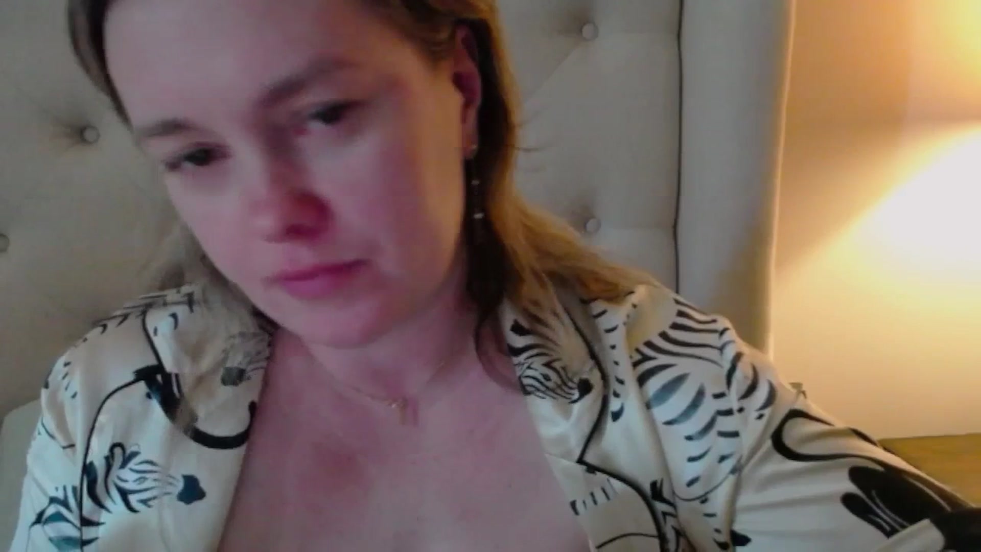 Gallery image thumbnail from J0llye's myfreecams stream on, 04/15/2025, 18:52 image 18 of 20