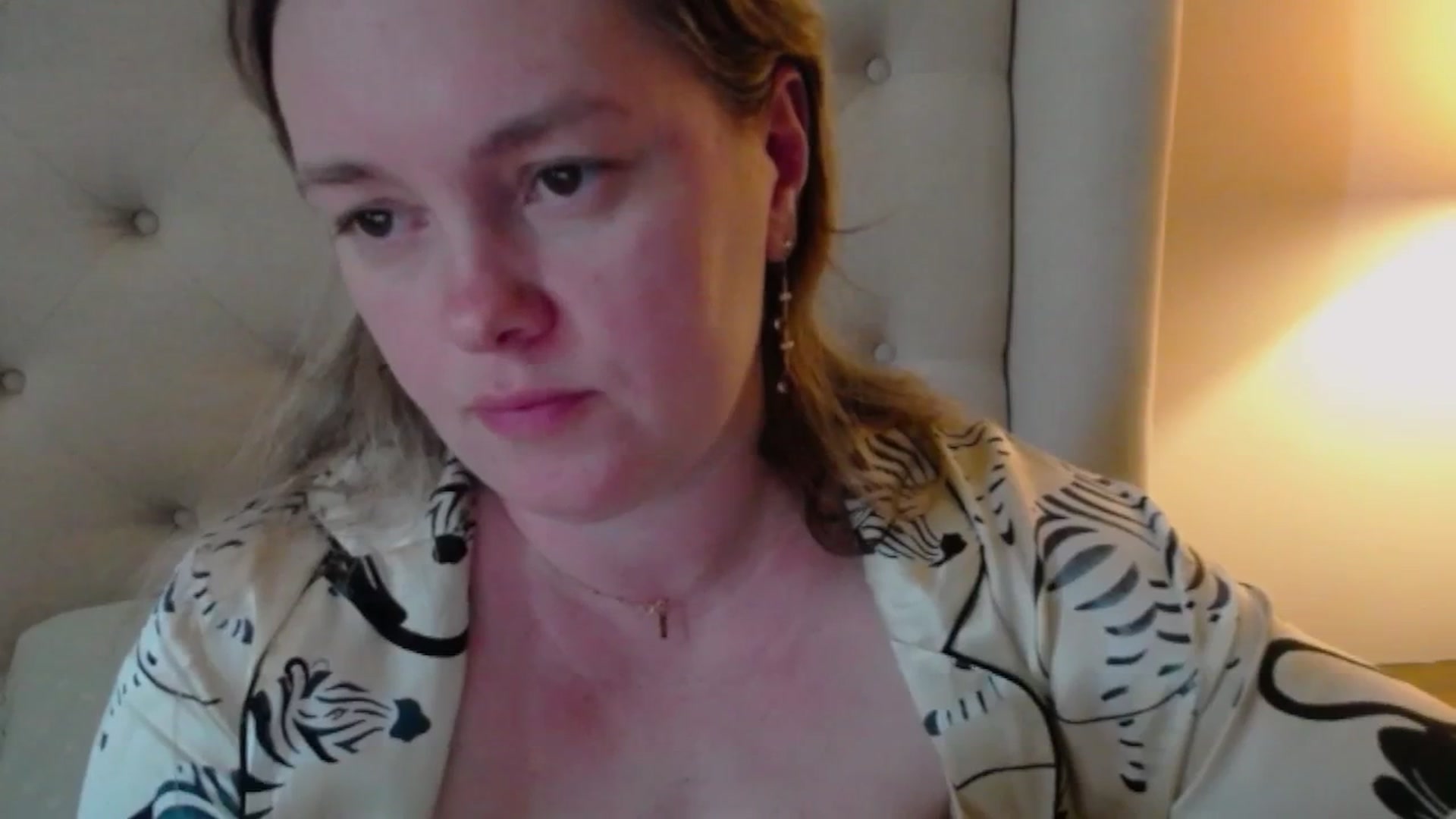 Gallery image thumbnail from J0llye's myfreecams stream on, 04/15/2025, 18:52 image 7 of 20