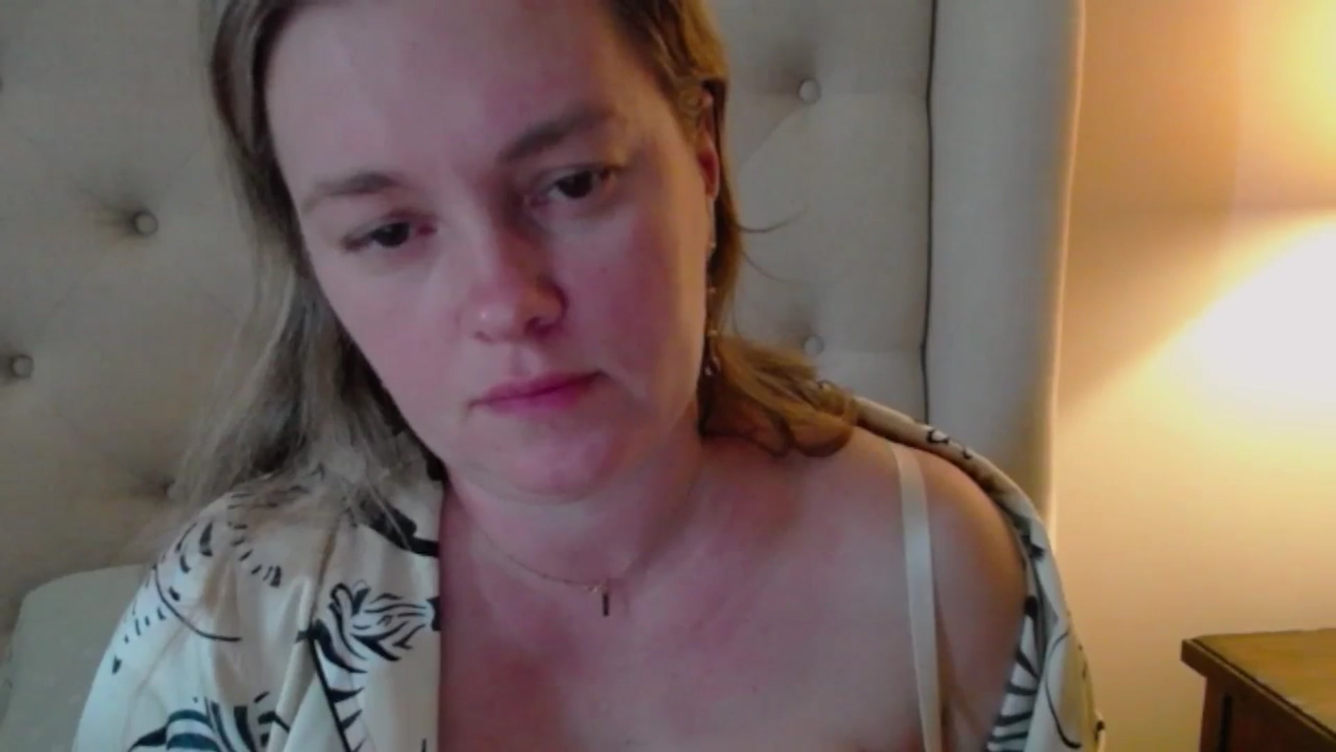 Gallery image thumbnail from J0llye's myfreecams stream on, 04/15/2025, 18:52 image 6 of 20