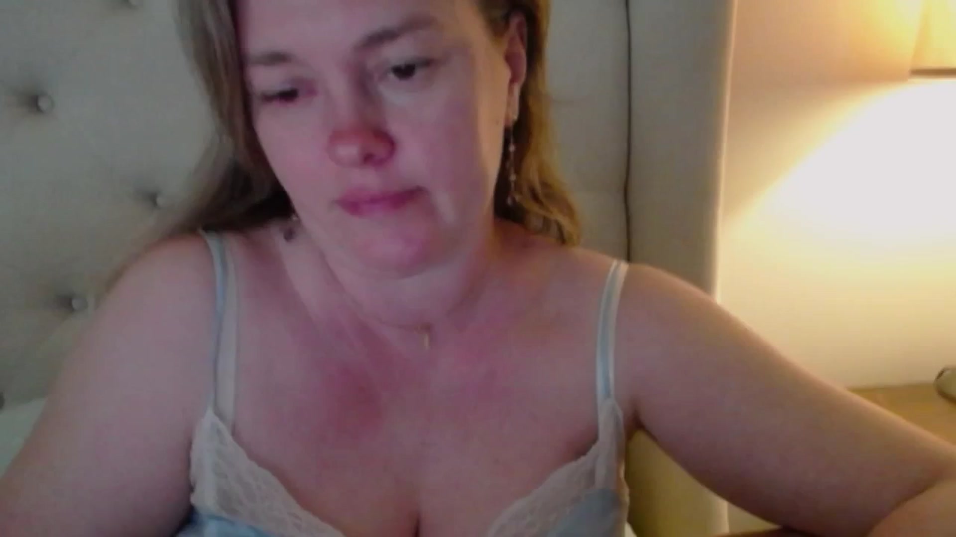 Gallery image thumbnail from J0llye's myfreecams stream on, 04/17/2025, 19:41 image 8 of 20