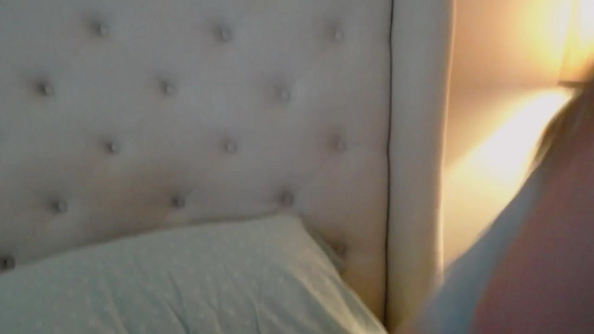 Gallery image thumbnail from J0llye's myfreecams stream on, 04/17/2025, 19:41 image 13 of 20
