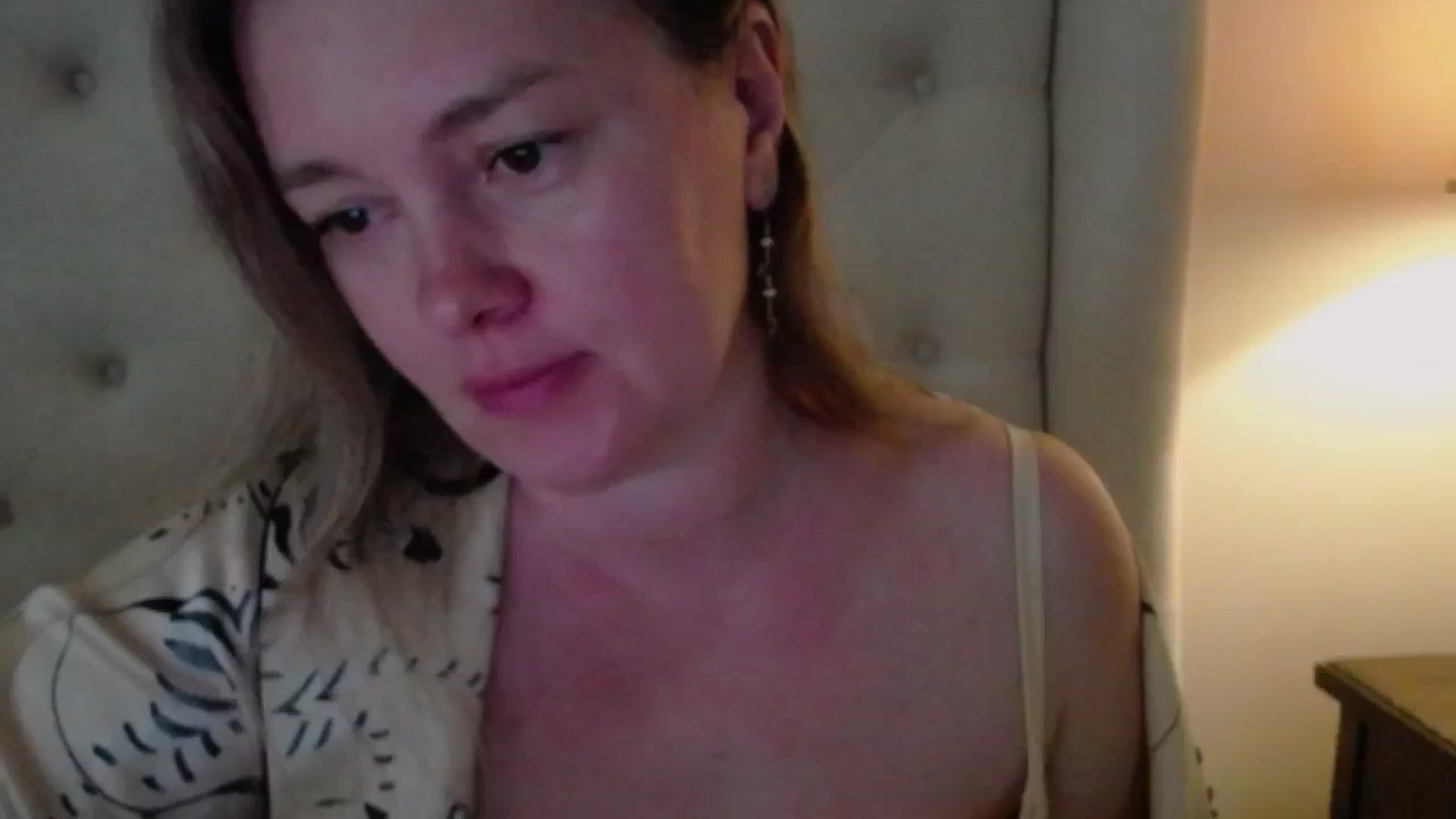 Gallery image thumbnail from J0llye's myfreecams stream on, 04/24/2025, 16:40 image 20 of 20