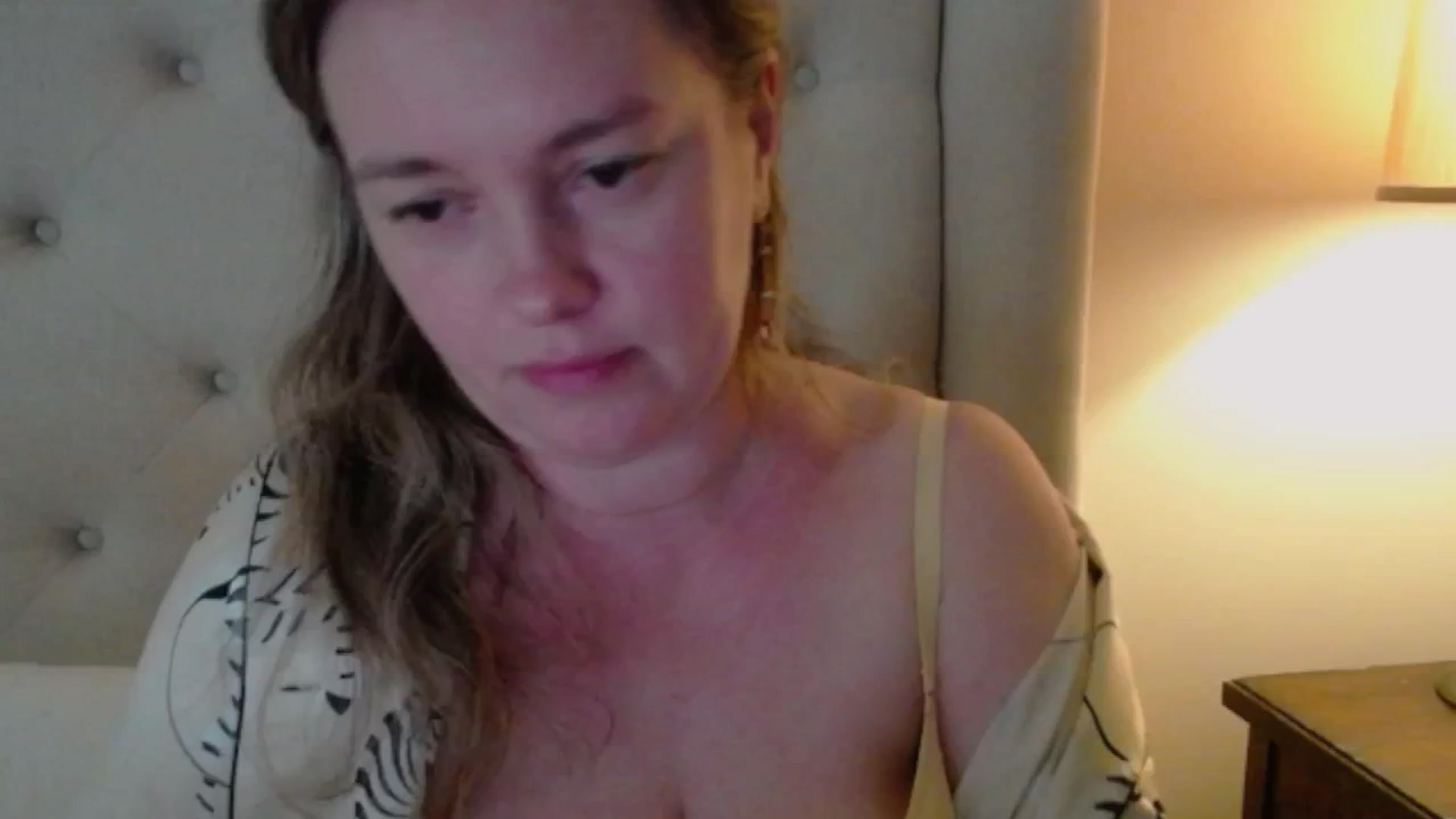 Gallery image thumbnail from J0llye's myfreecams stream on, 04/26/2025, 19:59 image 5 of 20
