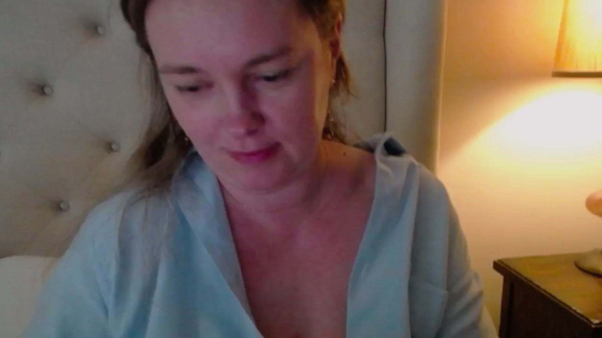 Gallery image thumbnail from J0llye's myfreecams stream on, 04/27/2025, 19:44 image 19 of 20