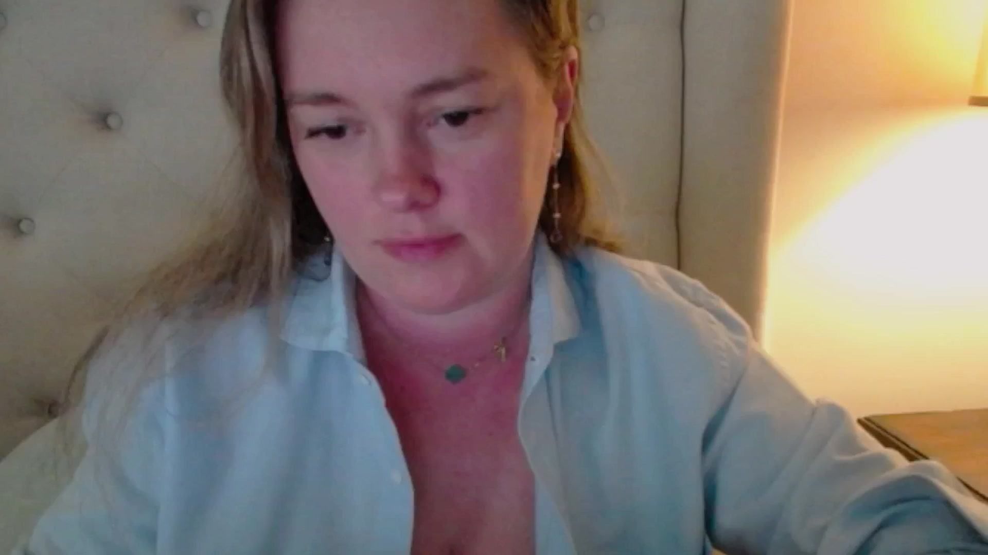 Gallery image thumbnail from J0llye's myfreecams stream on, 05/01/2025, 19:56 image 2 of 20
