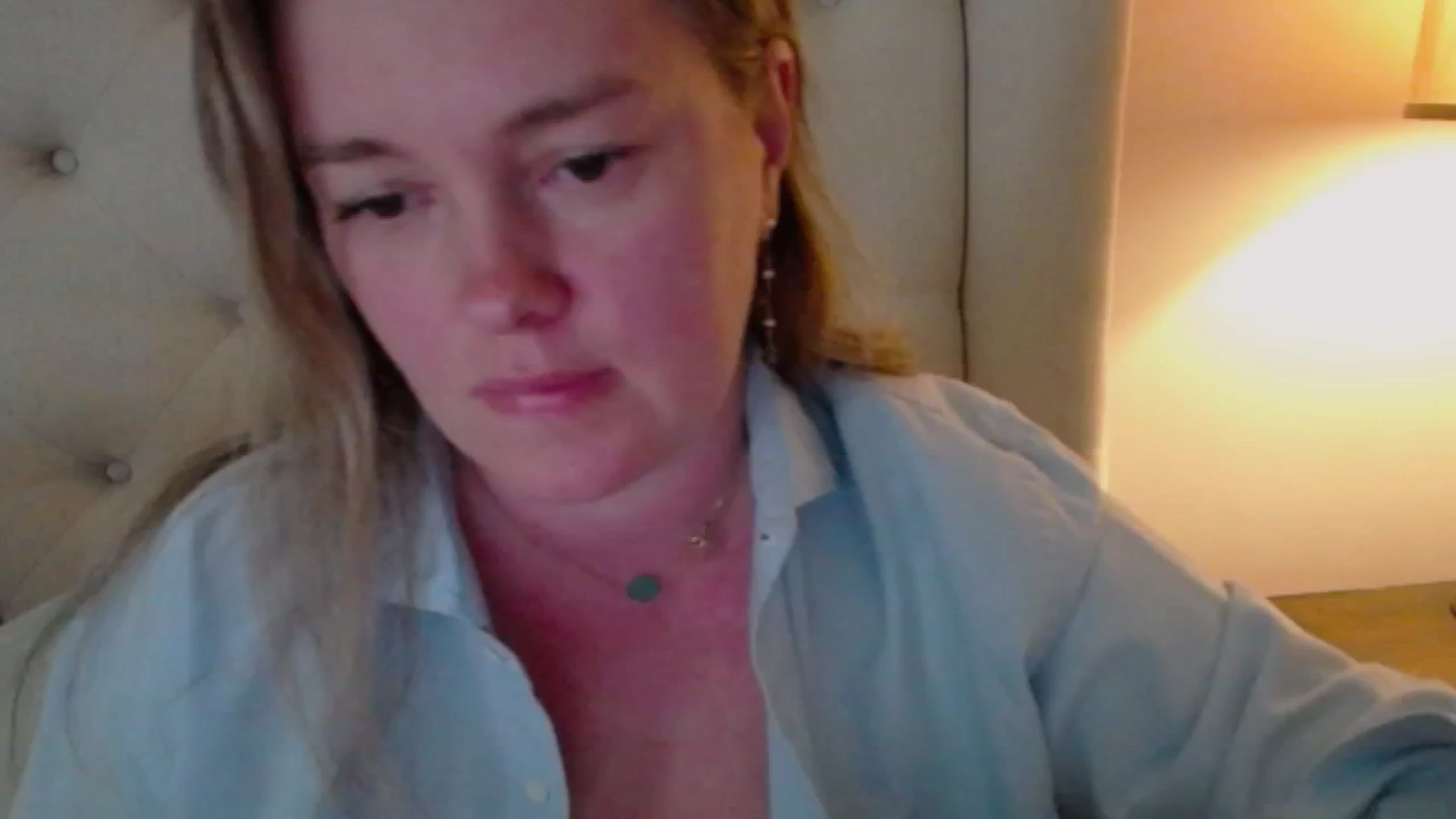 Gallery image thumbnail from J0llye's myfreecams stream on, 05/01/2025, 19:56 image 17 of 20