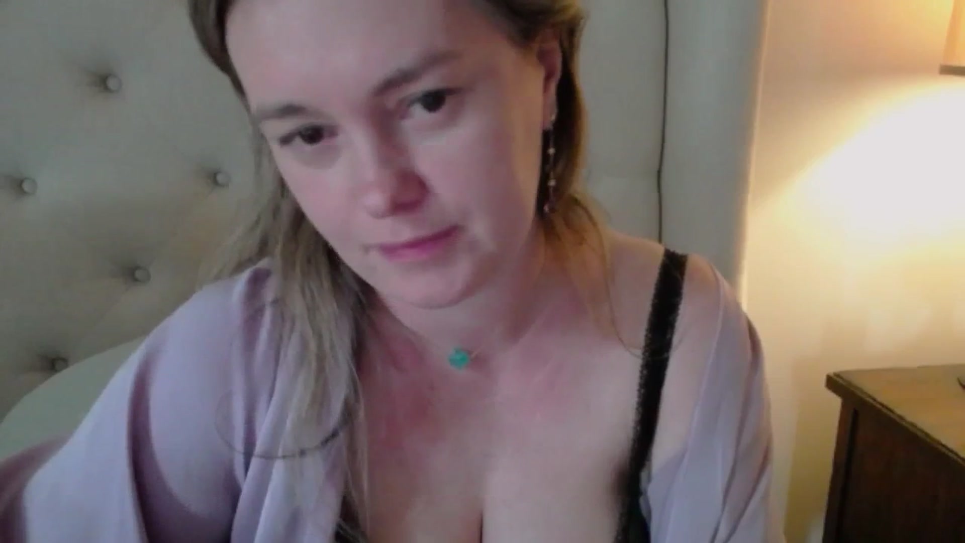 Gallery image thumbnail from J0llye's myfreecams stream on, 05/02/2025, 16:56 image 20 of 20