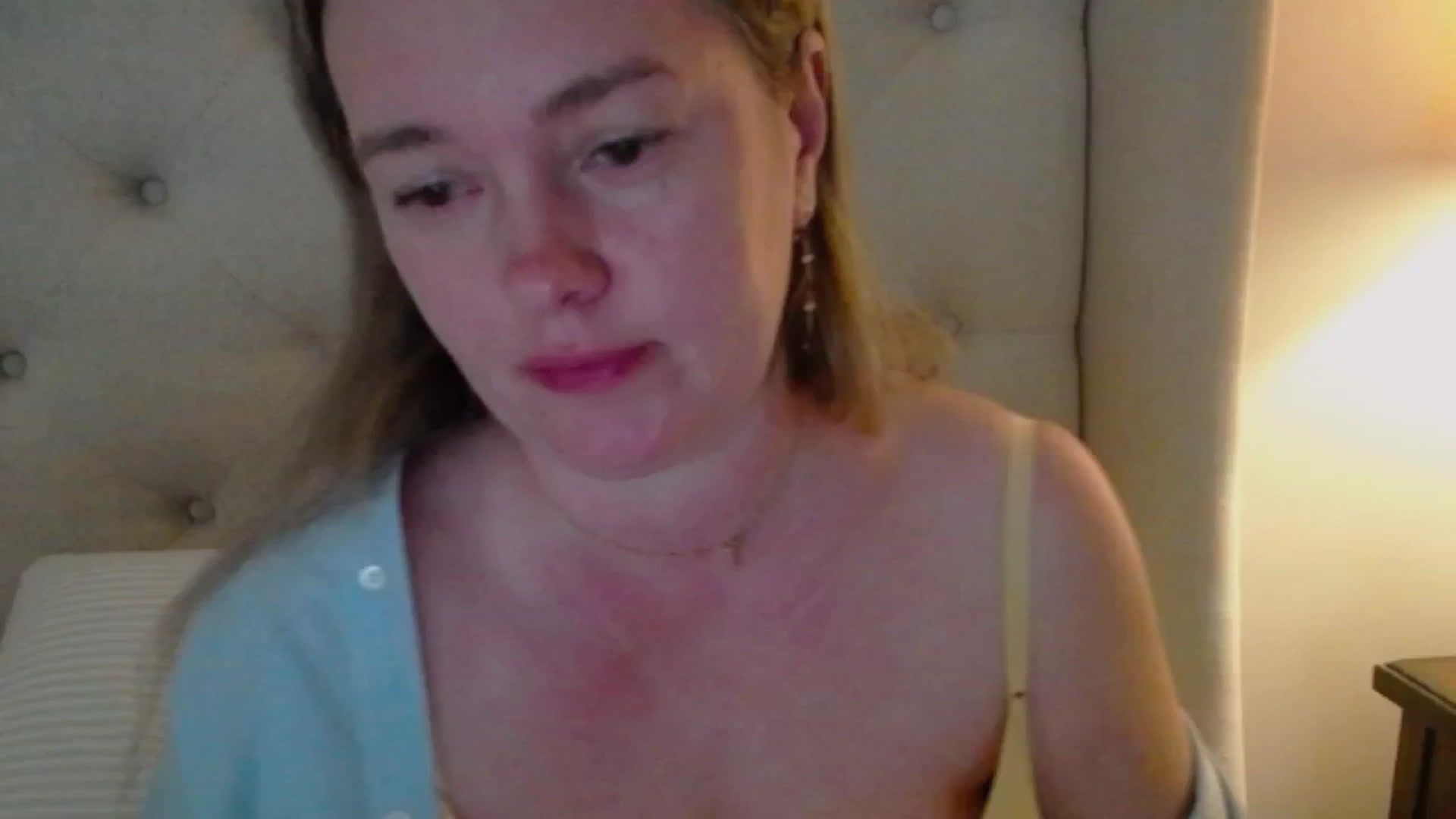 Gallery image thumbnail from J0llye's myfreecams stream on, 05/07/2025, 19:22 image 18 of 20