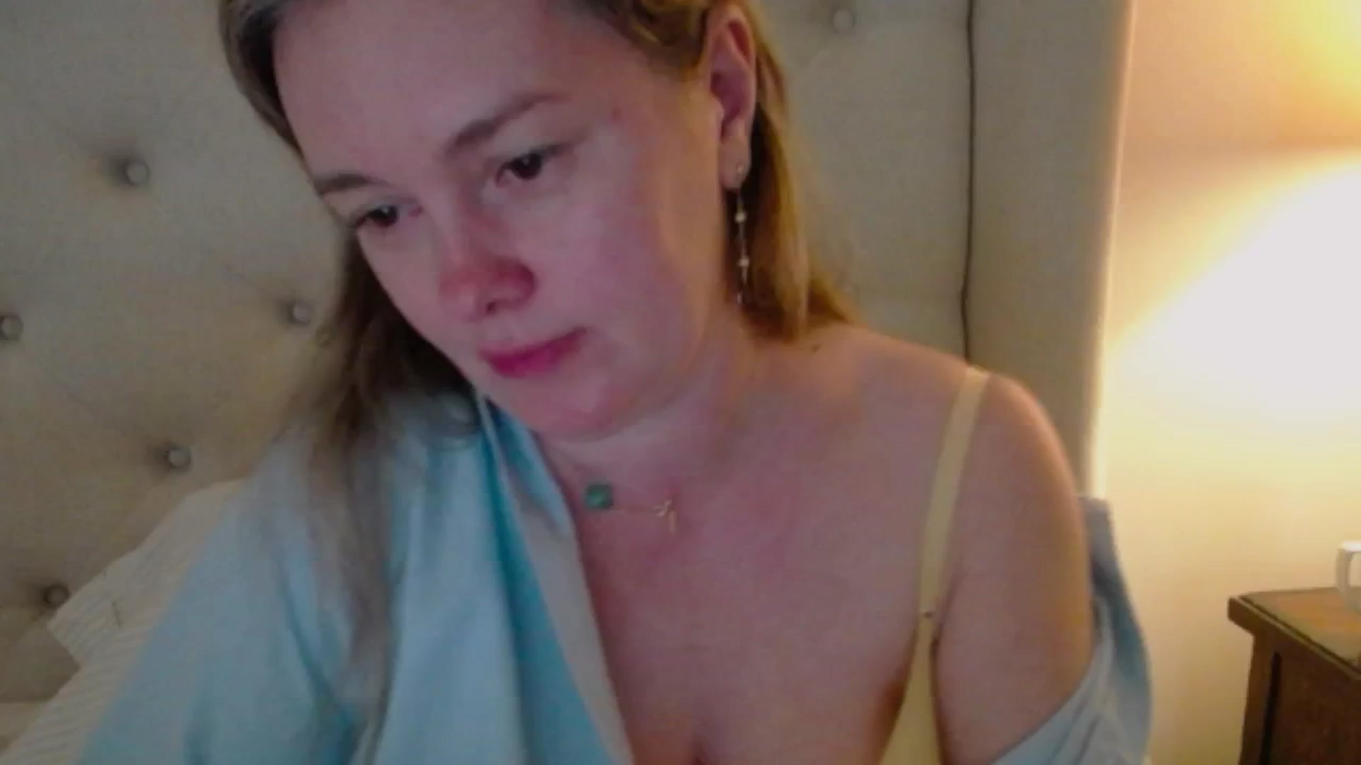 Gallery image thumbnail from J0llye's myfreecams stream on, 05/07/2025, 19:56 image 7 of 20