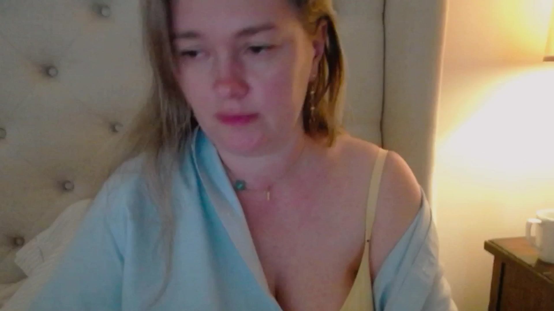 Gallery image thumbnail from J0llye's myfreecams stream on, 05/07/2025, 19:56 image 20 of 20