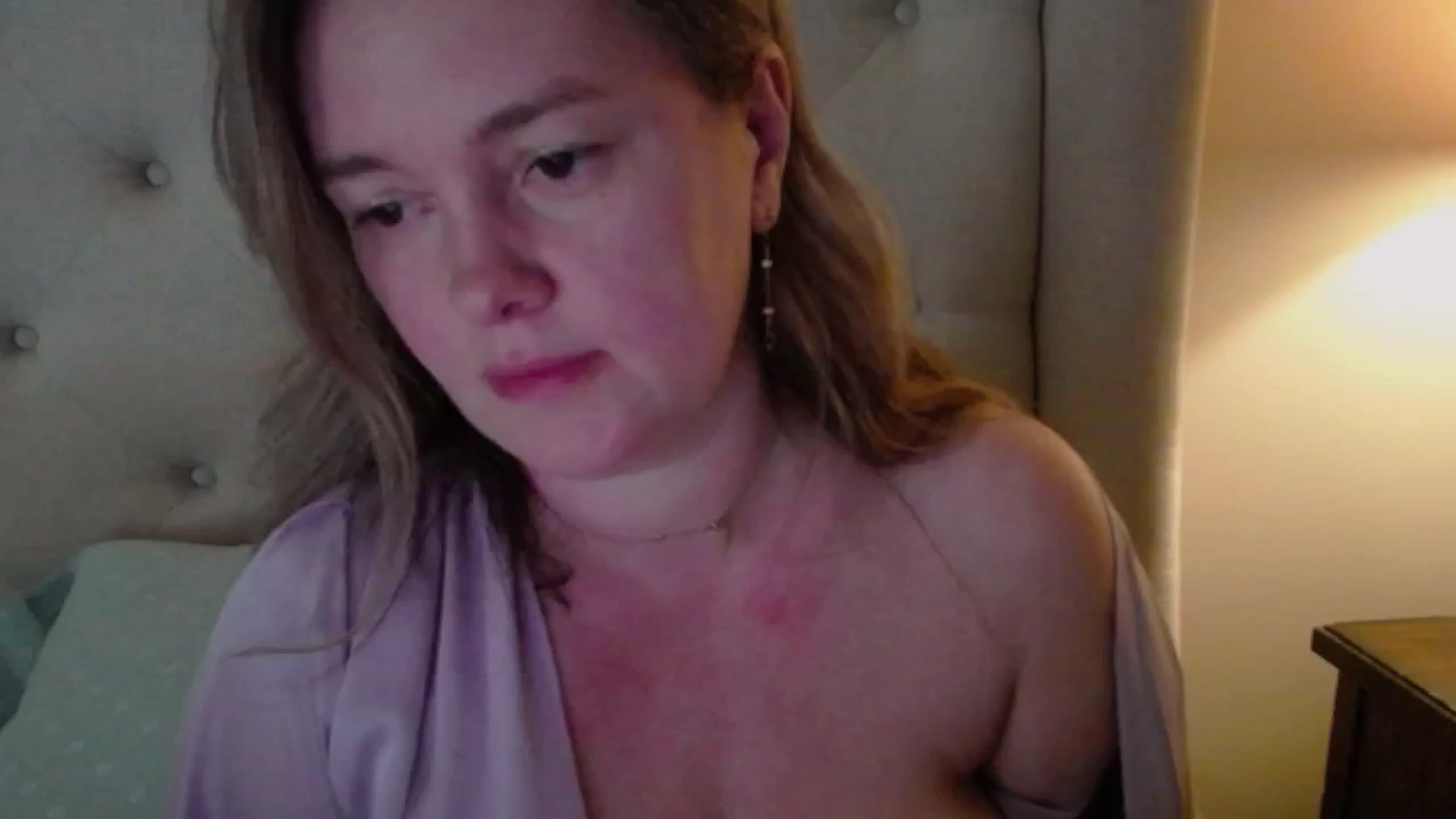Gallery image thumbnail from J0llye's myfreecams stream on, 05/10/2025, 20:35 image 16 of 20