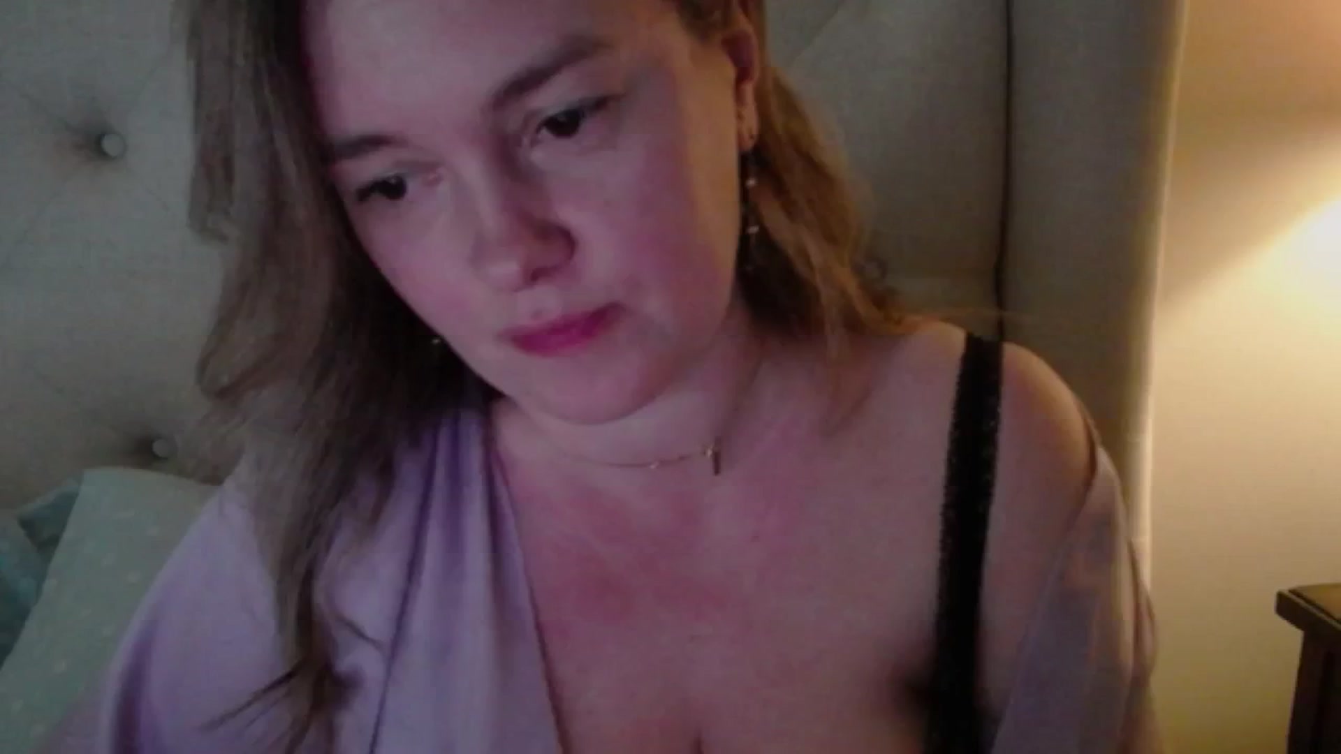 Gallery image thumbnail from J0llye's myfreecams stream on, 05/10/2025, 20:35 image 9 of 20