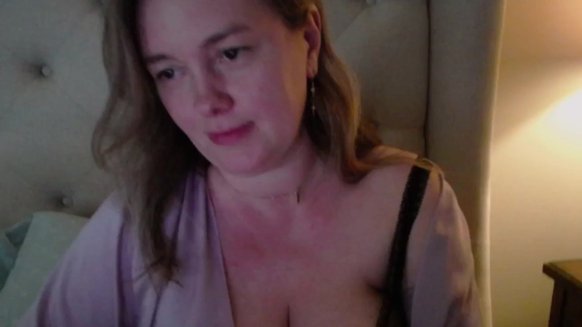 Gallery image thumbnail from J0llye's myfreecams stream on, 05/10/2025, 20:35 image 5 of 20