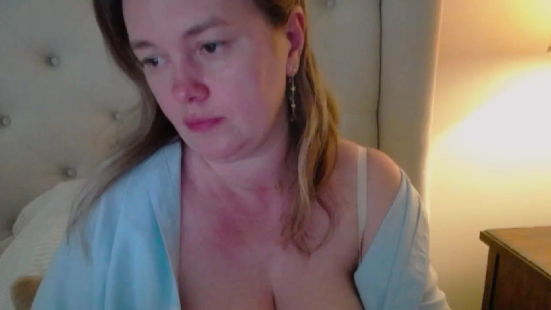 Gallery image thumbnail from J0llye's myfreecams stream on, 05/12/2025, 19:54 image 7 of 20