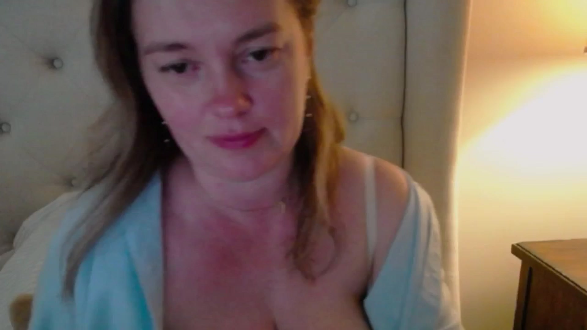 Gallery image thumbnail from J0llye's myfreecams stream on, 05/12/2025, 19:54 image 8 of 20