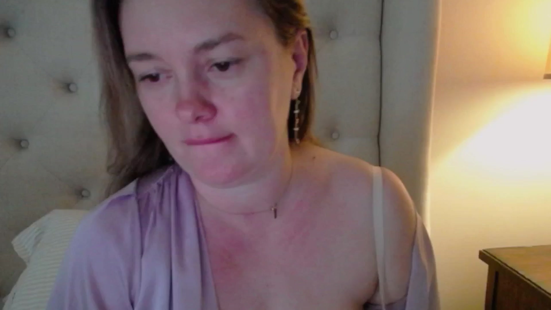 Gallery image thumbnail from J0llye's myfreecams stream on, 05/16/2025, 19:15 image 2 of 20