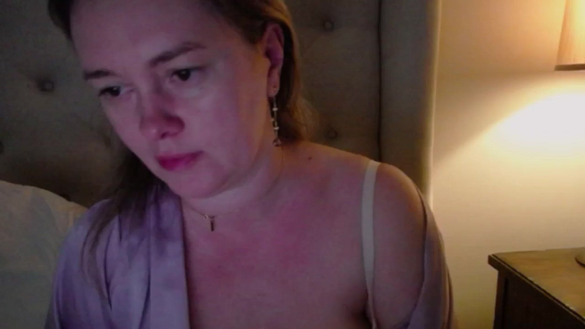 Gallery image thumbnail from J0llye's myfreecams stream on, 05/20/2025, 16:47 image 5 of 20
